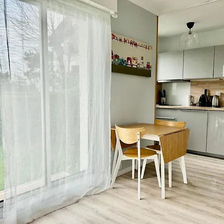 Superbe Avec Jardin Ensoleille 아파트